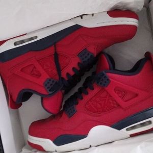 Jordan retro 4 red FIBAS